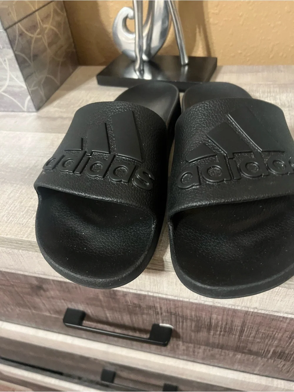 Adidas slides sz12
